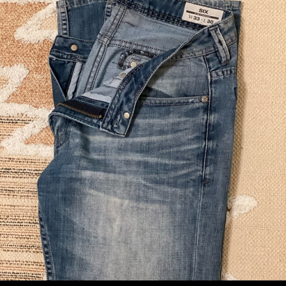 Men’s Buffalo by David Bitton 33x30 like new!